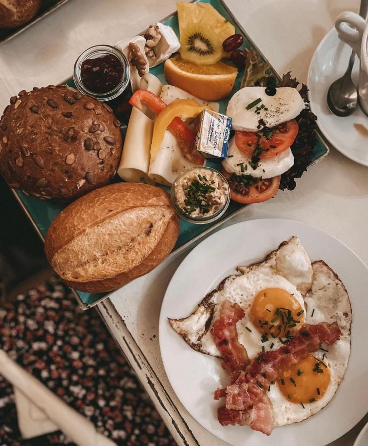 Cafe Einzigartig Lägenhet Rothenburg ob der Tauber Exteriör bild